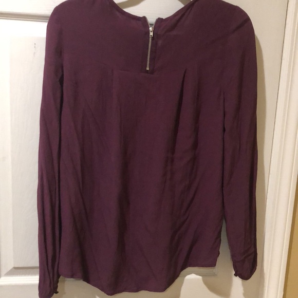 Top - Picture 2 of 2